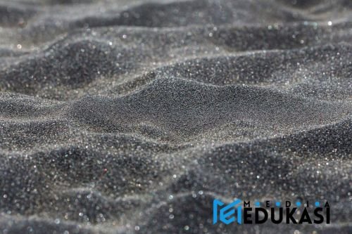 Bongkar Rahasia Eksperimen Lab: Sains Asyik Tanpa Ribet!