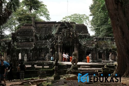 Bukan Candi Saja! Jelajahi Warisan Budaya Tersembunyi di Indonesia