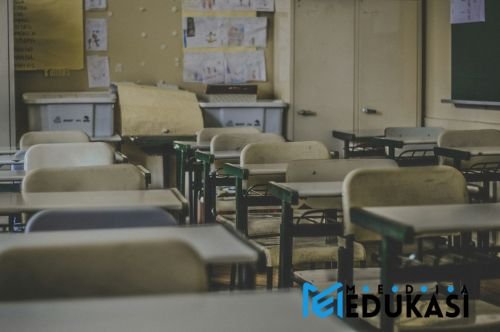 Bukan Cuma Nilai! Cara Mengembangkan Potensi Penuh Anak di Era Digital