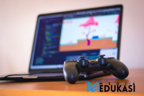 Bukan Sekadar Game: Rasakan Kelas Masa Depan Lewat Metaverse Imersif!