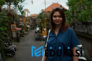 Bukan Sekadar Jalan-Jalan: Wisata Indah Pembuka Wawasan di Indonesia