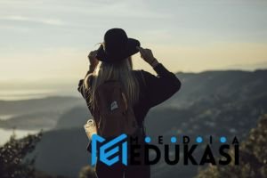 Jalan Sendiri: Bukan Sekadar Liburan, Ini Petualangan Hidup!