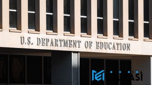 Jangan Kaget! Ini Sisi Lain Kurikulum Pendidikan Dasar di Indonesia