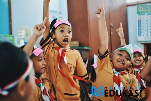 Lupakan Hafalan! Kurikulum Inovatif Bentuk Siswa Jadi Kreator Masa Depan