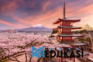 Mengapa Siswa Jepang Unggul dalam Disiplin dan Prestasi Akademik?