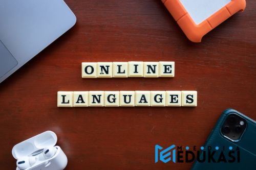 Rahasia AI di Kelas: Belajar Lebih Cepat & Efektif?