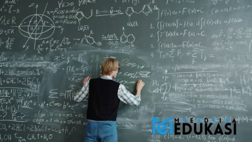 Rahasia Kelas Hidup: Teknik Mengajar Bikin Siswa Betah & Aktif Belajar