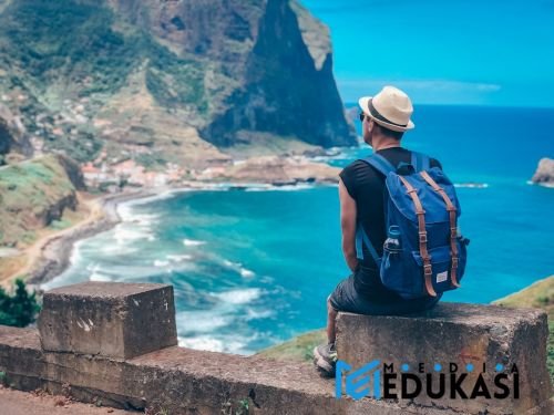 Rahasia Traveler Cerdas: Temukan Hidden Gems Pakai Transportasi Umum