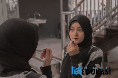 Raup Rupiah: Panduan Lengkap Bikin Website Auto Cuan!