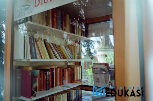 Sudut Baca Kelas: Ide Kreatif Meski Ruangan Sempit