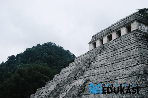 Tumbal Aztek: Menguak Fakta di Balik Ritual Paling Kontroversial